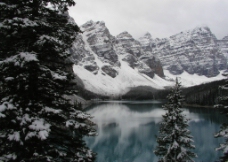 加拿大瑪琳湖图片